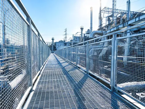 Energy facility grating and mesh